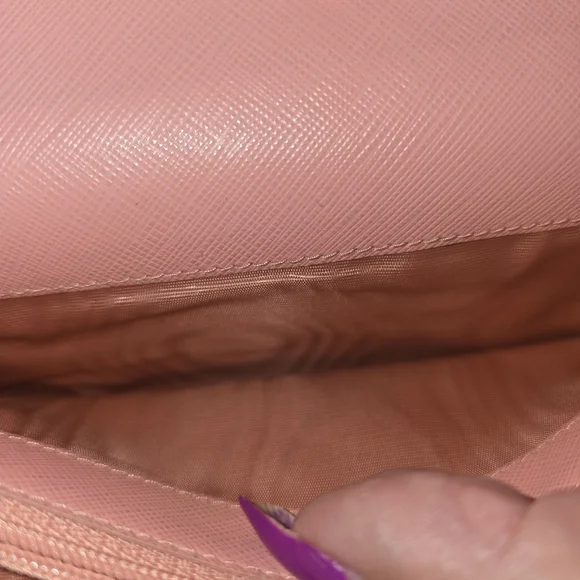 Salvatore Ferragamo Vara Bow long wallet Pink Box Included - Picture 10 of 10